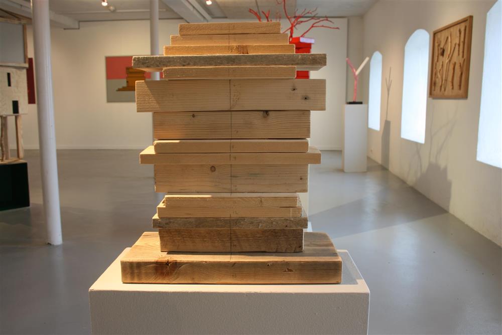 Installasjonsfoto frå utstillinga. - Klikk for stort bilete