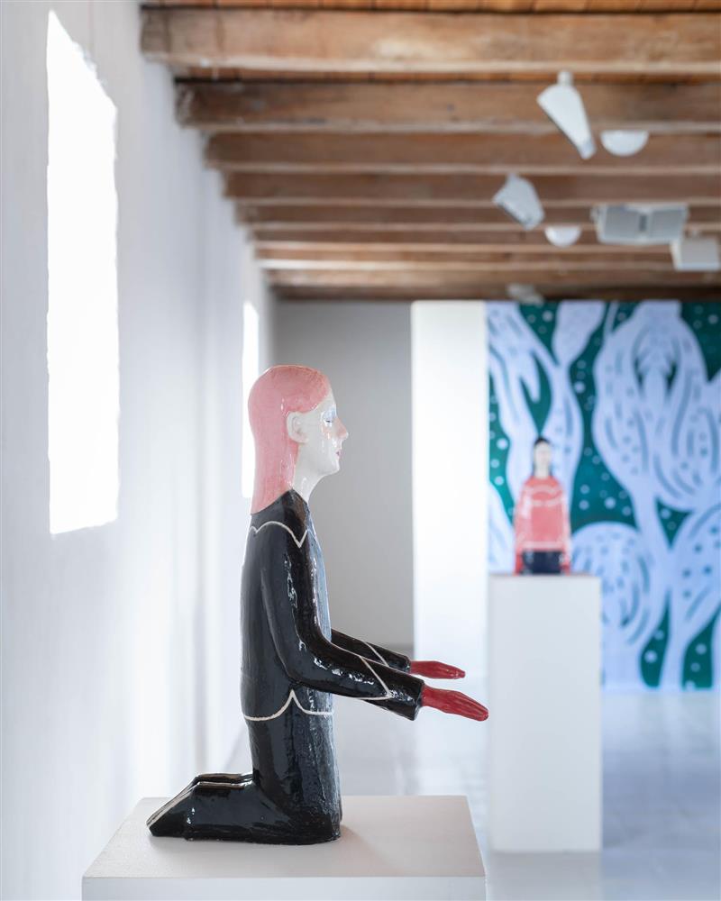 Utstillinga Eit anna landskap / Another Landscape, teinkning, skulptur og måleri av Robin Danielsson, 2024 - Klikk for stort bilete